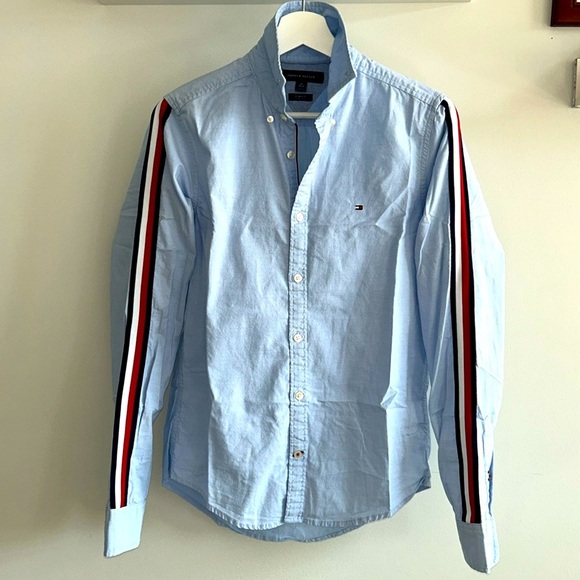 Tommy Hilfiger Unisex Light Blue Shirt with Excellent Condition - Picture 6 of 8